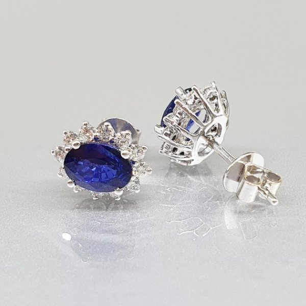 https://ekszeraukcio-ng-production-product.s3.eu-central-1.amazonaws.com/c2a51e41-840e-469d-b10d-79bef3e10bee_thumbnail