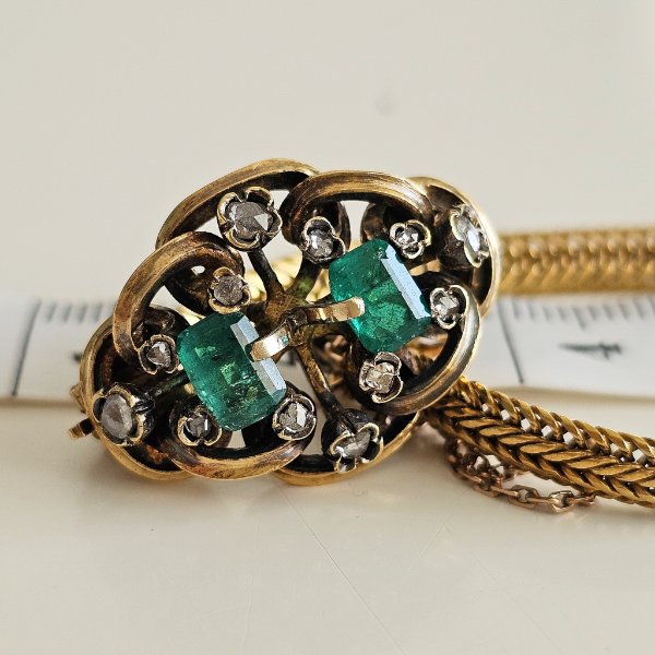 https://ekszeraukcio-ng-production-product.s3.eu-central-1.amazonaws.com/c332e2f4-785a-4bef-987e-b1cf50419311_thumbnail