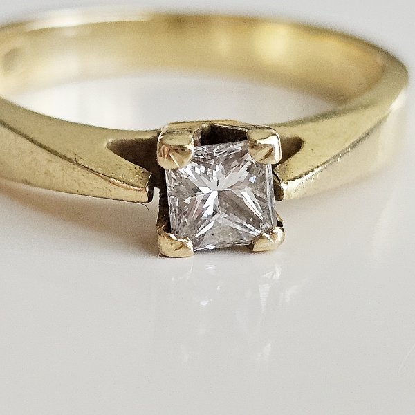 https://ekszeraukcio-ng-production-product.s3.eu-central-1.amazonaws.com/c430e1a7-c27c-4c2f-b85d-faf34bf9f12b_thumbnail