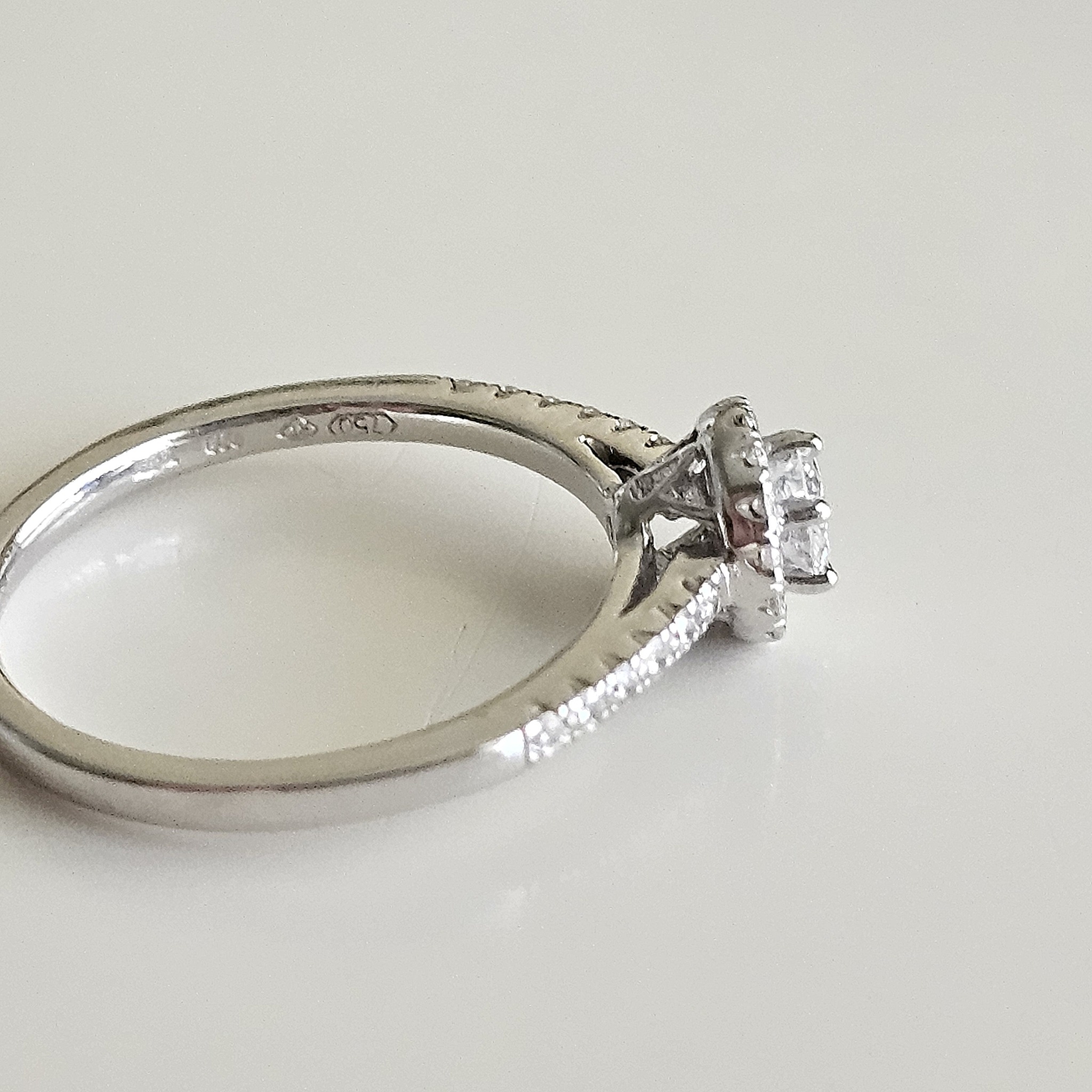 https://ekszeraukcio-ng-production-product.s3.eu-central-1.amazonaws.com/c5760f8c-9b00-4683-9b6d-ec0d92d1b0bc