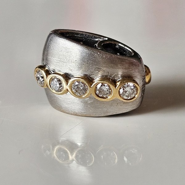 https://ekszeraukcio-ng-production-product.s3.eu-central-1.amazonaws.com/cad151ce-0c5c-4102-aa9a-aa4aa40780e5_thumbnail