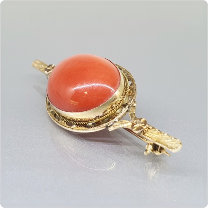 https://ekszeraukcio-ng-production-product.s3.eu-central-1.amazonaws.com/cae0d7a2-1f6a-4000-a778-437b569b248c