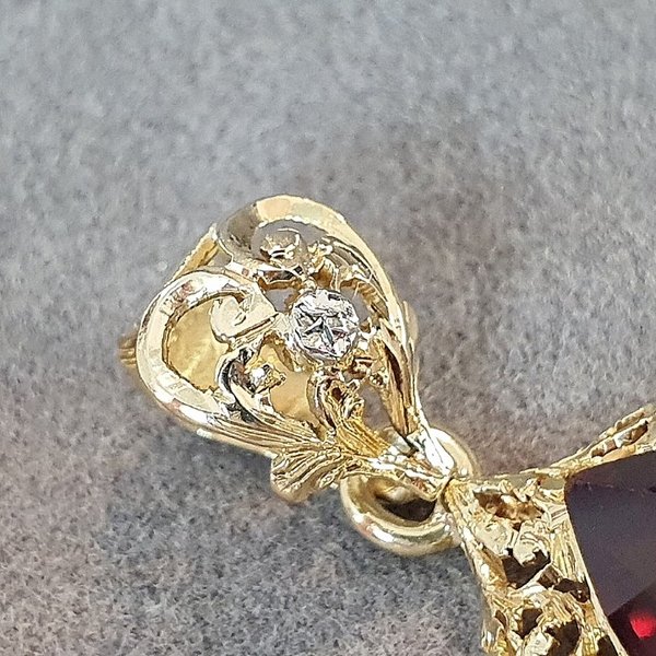https://ekszeraukcio-ng-production-product.s3.eu-central-1.amazonaws.com/ccabe251-ddf3-4267-8bf6-ef1c6770cc1f_thumbnail