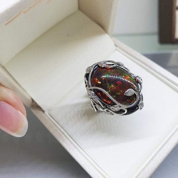 https://ekszeraukcio-ng-production-product.s3.eu-central-1.amazonaws.com/cdd620ac-3f9b-45aa-a3f3-de387ddd9353_thumbnail