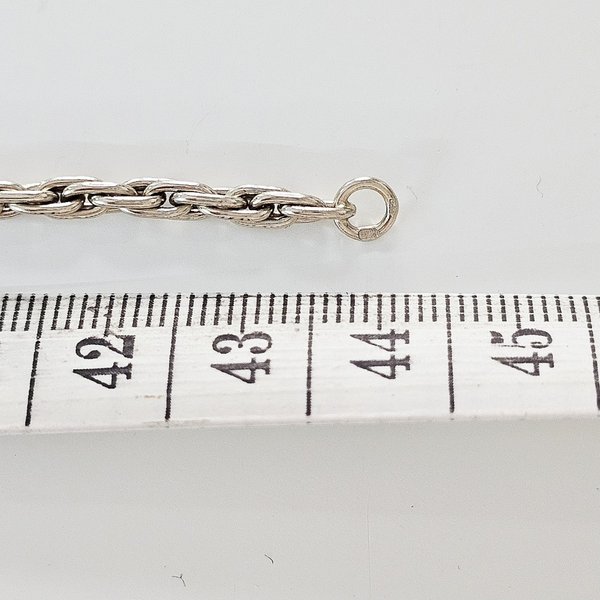https://ekszeraukcio-ng-production-product.s3.eu-central-1.amazonaws.com/cfa40779-0f38-44a4-8c67-f1cc3b1f4c4d_thumbnail