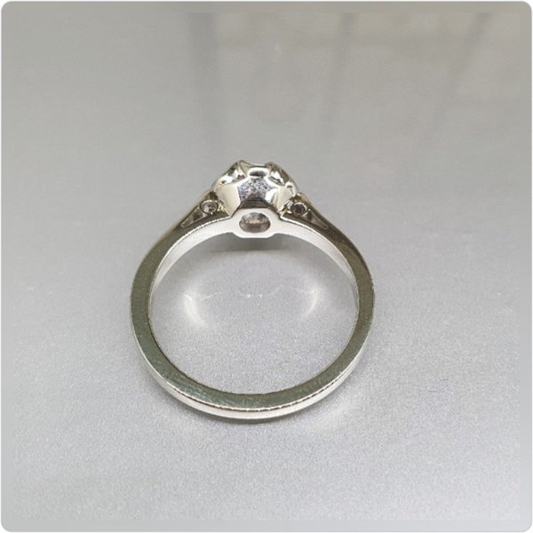 https://ekszeraukcio-ng-production-product.s3.eu-central-1.amazonaws.com/d0aae63e-43d9-48e5-bdbc-8f94d7624d14_thumbnail