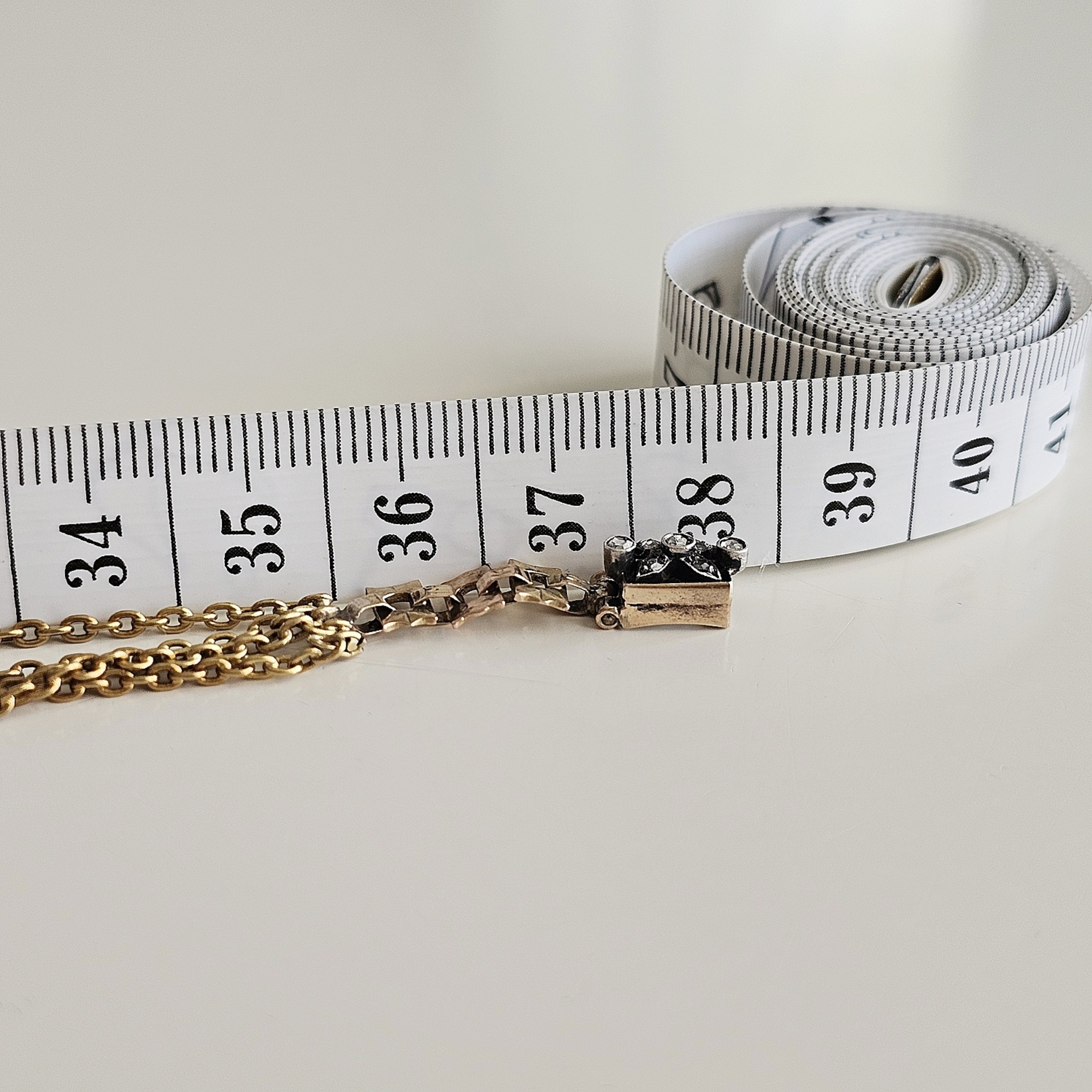 https://ekszeraukcio-ng-production-product.s3.eu-central-1.amazonaws.com/d0acb6aa-46cf-432b-80fd-fae9d749cd3e