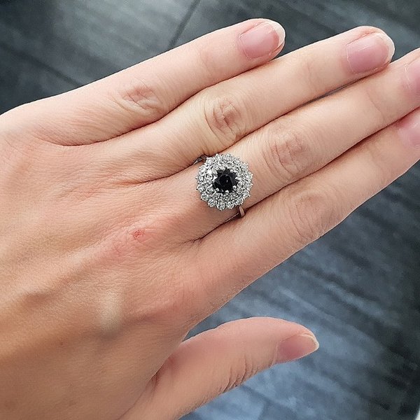 https://ekszeraukcio-ng-production-product.s3.eu-central-1.amazonaws.com/d2e964ce-8f2d-42c9-b488-a5613ce80a58_thumbnail