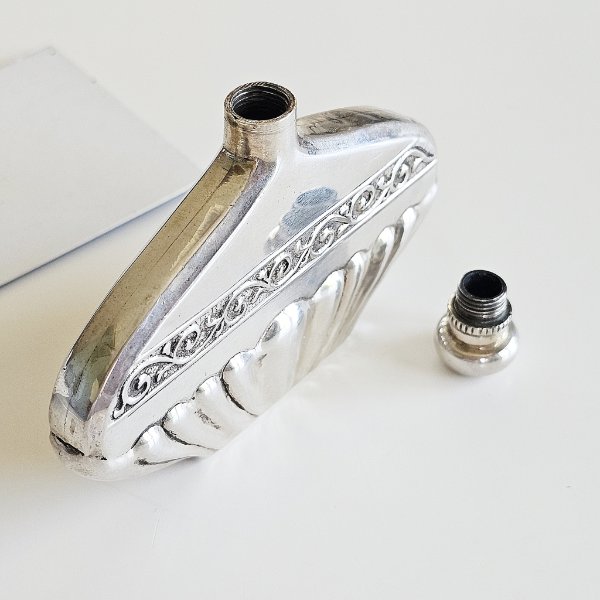 https://ekszeraukcio-ng-production-product.s3.eu-central-1.amazonaws.com/d5f34577-5bba-4244-bfd8-2468d8876e1a_thumbnail