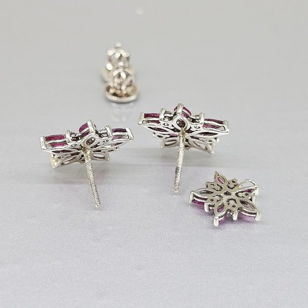 https://ekszeraukcio-ng-production-product.s3.eu-central-1.amazonaws.com/d7a730ea-c4b5-4883-bf23-73c200631868_thumbnail