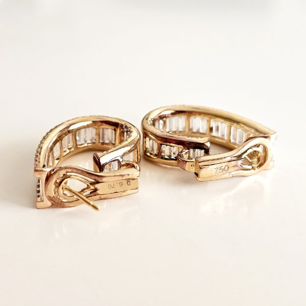 https://ekszeraukcio-ng-production-product.s3.eu-central-1.amazonaws.com/db265e2e-28b4-46a0-8c6d-e378e229f56b_thumbnail
