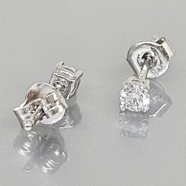 https://ekszeraukcio-ng-production-product.s3.eu-central-1.amazonaws.com/db31413b-2a73-4554-ba3a-74a875108d60_thumbnail