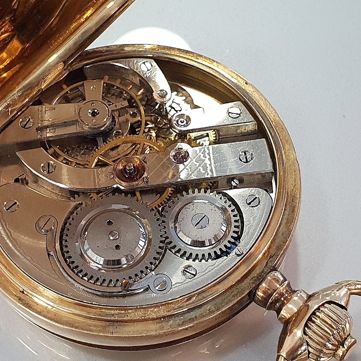 https://ekszeraukcio-ng-production-product.s3.eu-central-1.amazonaws.com/db6062be-f875-4e8d-9a91-63c7e1ac3051