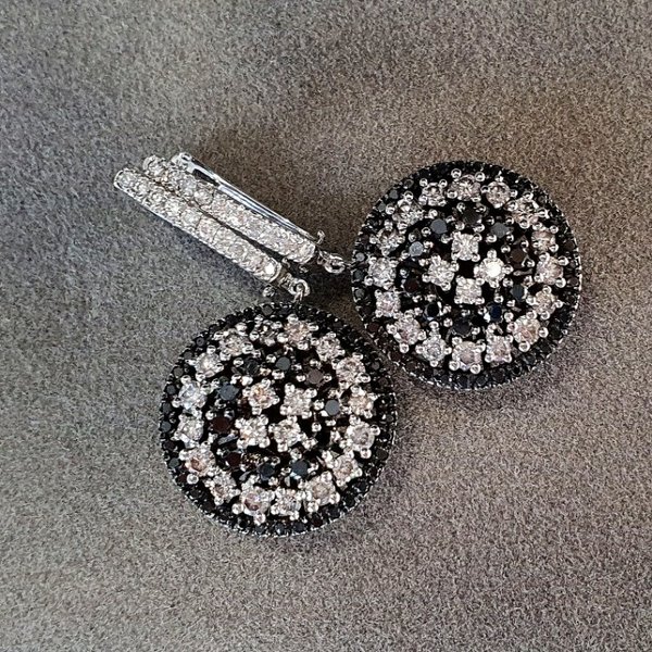 https://ekszeraukcio-ng-production-product.s3.eu-central-1.amazonaws.com/de5df3bb-b982-4e81-b9e3-e278b9878a6a_thumbnail