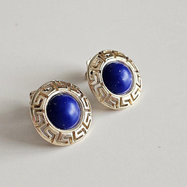 https://ekszeraukcio-ng-production-product.s3.eu-central-1.amazonaws.com/e0c36996-1e98-48eb-8948-192dacf59d3e_thumbnail