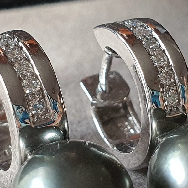 https://ekszeraukcio-ng-production-product.s3.eu-central-1.amazonaws.com/e0da02d0-21a8-431a-8f14-4289945fa063_thumbnail