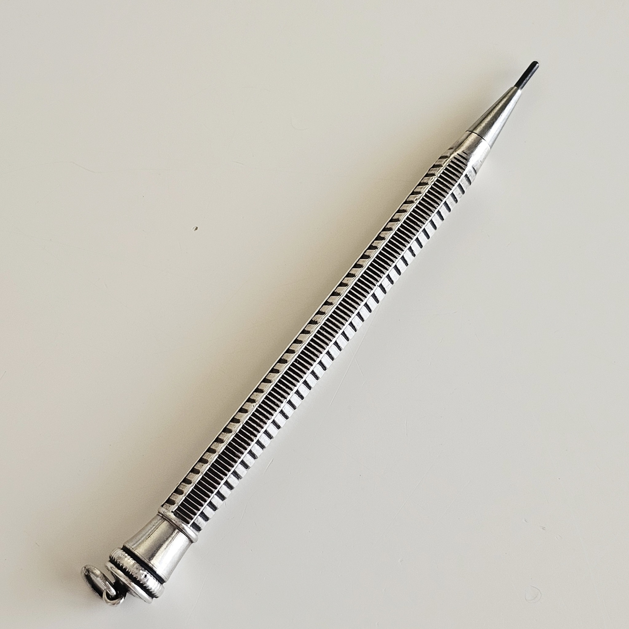 https://ekszeraukcio-ng-production-product.s3.eu-central-1.amazonaws.com/e0e6896b-f70e-4541-9d0b-f9670dce4919