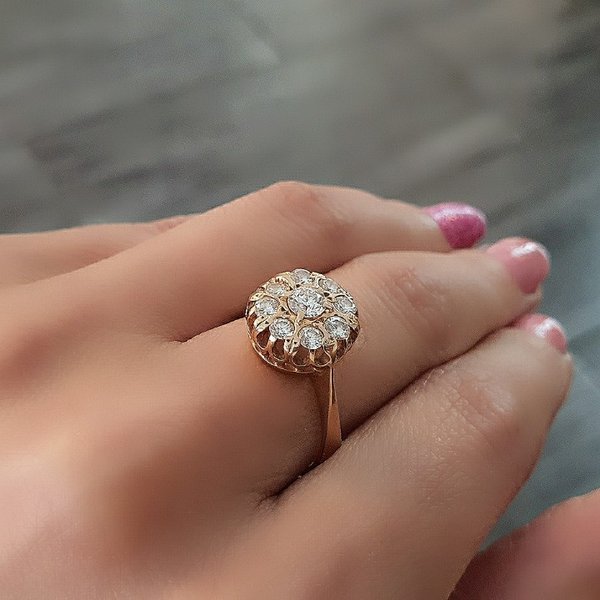 https://ekszeraukcio-ng-production-product.s3.eu-central-1.amazonaws.com/e142be3a-b925-4bbe-b9cf-5475e20c8a07_thumbnail