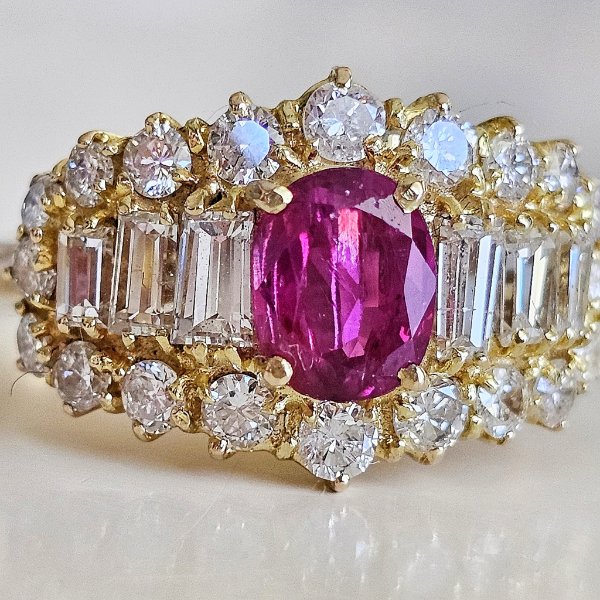 https://ekszeraukcio-ng-production-product.s3.eu-central-1.amazonaws.com/e3907401-08b7-4f07-96e5-b97f2214426a_thumbnail