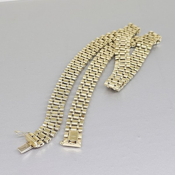 https://ekszeraukcio-ng-production-product.s3.eu-central-1.amazonaws.com/e3d940c1-2f63-47ab-8721-92ddac313e20_thumbnail