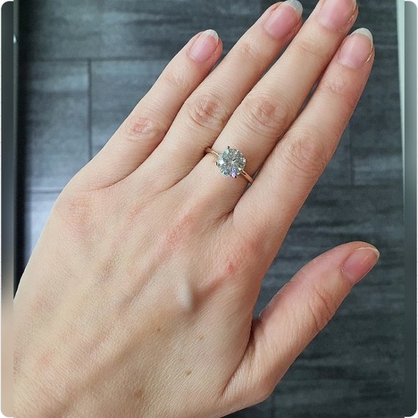 https://ekszeraukcio-ng-production-product.s3.eu-central-1.amazonaws.com/e434223a-f15f-49f2-a9b2-8839bc45471a_thumbnail
