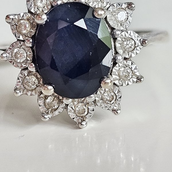 https://ekszeraukcio-ng-production-product.s3.eu-central-1.amazonaws.com/e5c04d32-b733-4570-aa47-166389f08862_thumbnail