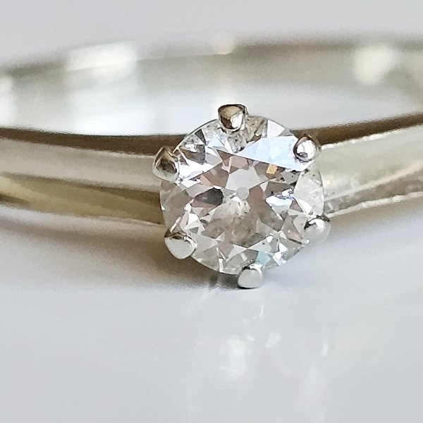 https://ekszeraukcio-ng-production-product.s3.eu-central-1.amazonaws.com/e6baee8f-d11d-4597-b328-12968648dd02_thumbnail