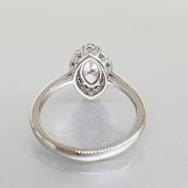 https://ekszeraukcio-ng-production-product.s3.eu-central-1.amazonaws.com/e6e63912-ab52-49ea-b9ed-cf5ba1b23641_thumbnail