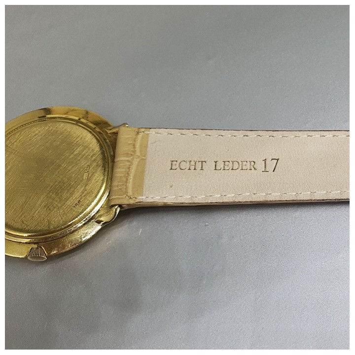 https://ekszeraukcio-ng-production-product.s3.eu-central-1.amazonaws.com/e8565d94-311f-4d8a-8e04-5d874261e24f