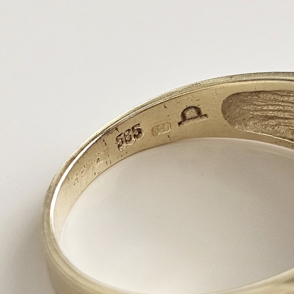 https://ekszeraukcio-ng-production-product.s3.eu-central-1.amazonaws.com/e8972a85-9fd1-4079-ae9c-5753a41ed145_thumbnail