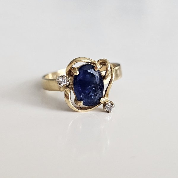 https://ekszeraukcio-ng-production-product.s3.eu-central-1.amazonaws.com/ea4d94d8-2717-468e-a230-aeda134293c1_thumbnail