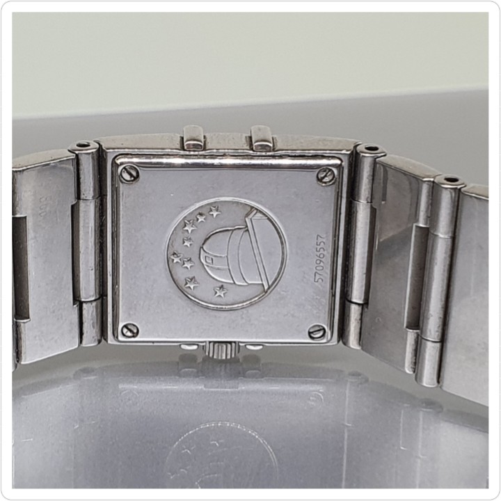 https://ekszeraukcio-ng-production-product.s3.eu-central-1.amazonaws.com/eab8e2a5-b722-4d6a-903e-d606166f8f42