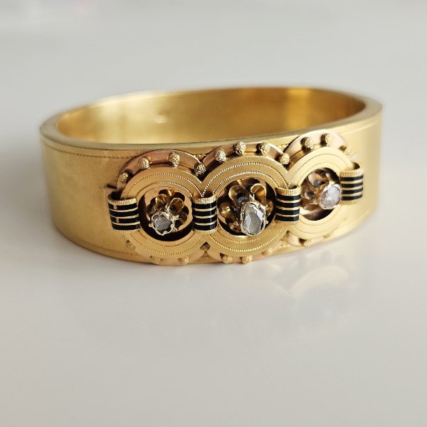 https://ekszeraukcio-ng-production-product.s3.eu-central-1.amazonaws.com/ef867799-8469-4366-9f04-d02e2ef9bae9_thumbnail