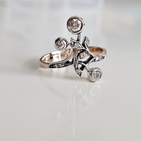 https://ekszeraukcio-ng-production-product.s3.eu-central-1.amazonaws.com/efe2e3f8-b21c-4f86-bc4f-88c4e665e609_thumbnail