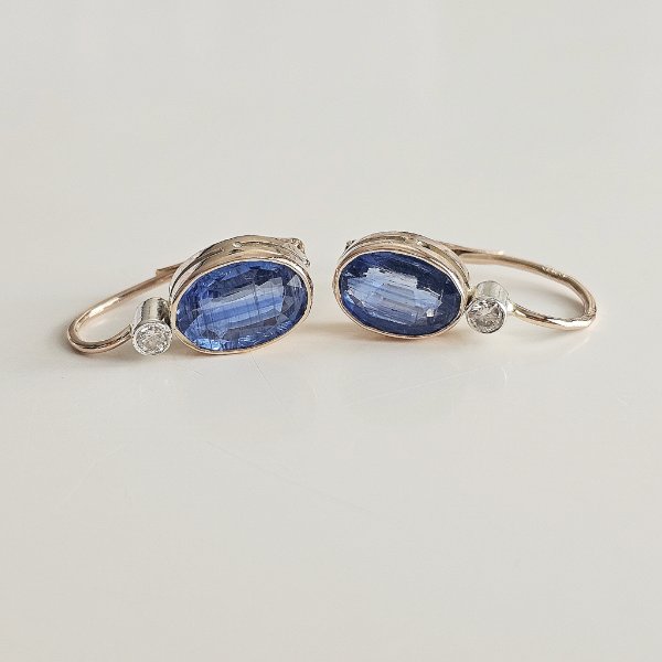 https://ekszeraukcio-ng-production-product.s3.eu-central-1.amazonaws.com/eff7362c-d4be-4f1a-8d25-cd9cc2033ae9_thumbnail