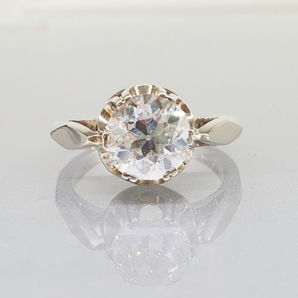 https://ekszeraukcio-ng-production-product.s3.eu-central-1.amazonaws.com/f2462f76-6060-4582-8ca1-db7095121818_thumbnail