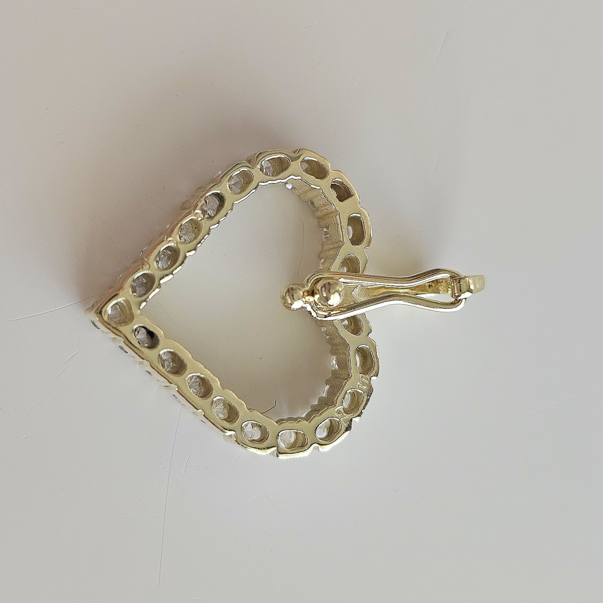 https://ekszeraukcio-ng-production-product.s3.eu-central-1.amazonaws.com/fc91d29c-1ad6-42ff-b1a5-9a90c0bcf21f