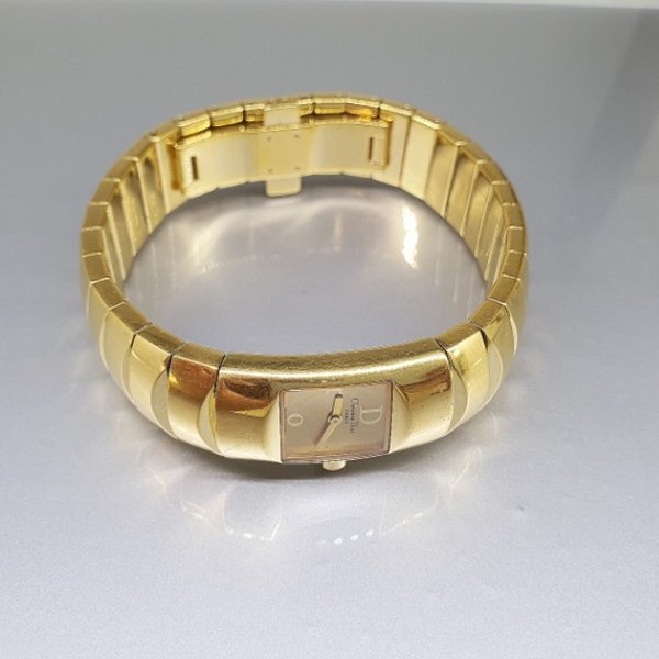 https://ekszeraukcio-ng-production-product.s3.eu-central-1.amazonaws.com/fe01469e-f821-45c0-b9fc-73264bb756d0_thumbnail